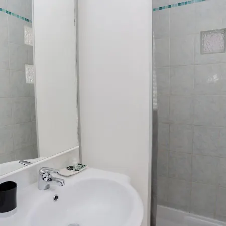 Hotell Le Panel Mandelieu