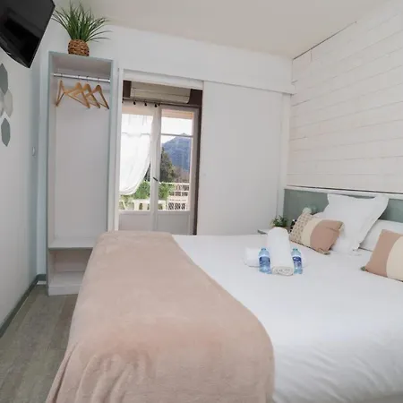 Hotell Le Panel Mandelieu