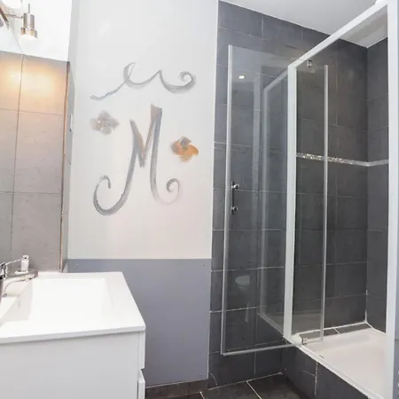 Hotell Le Panel Mandelieu